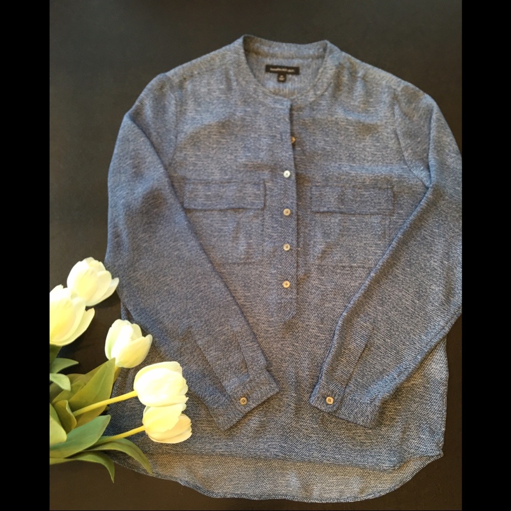 COPY - BANANA REPUBLIC Blue Patterned Button Up - M